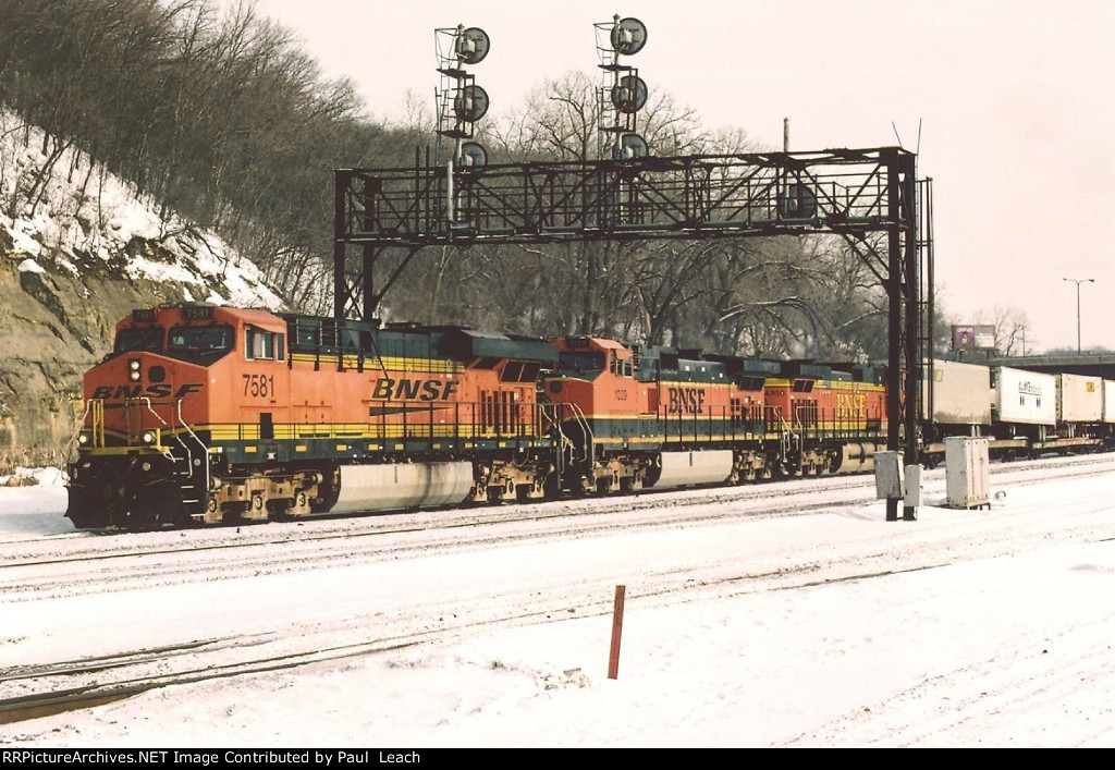 Z train cruises west through Hoffman